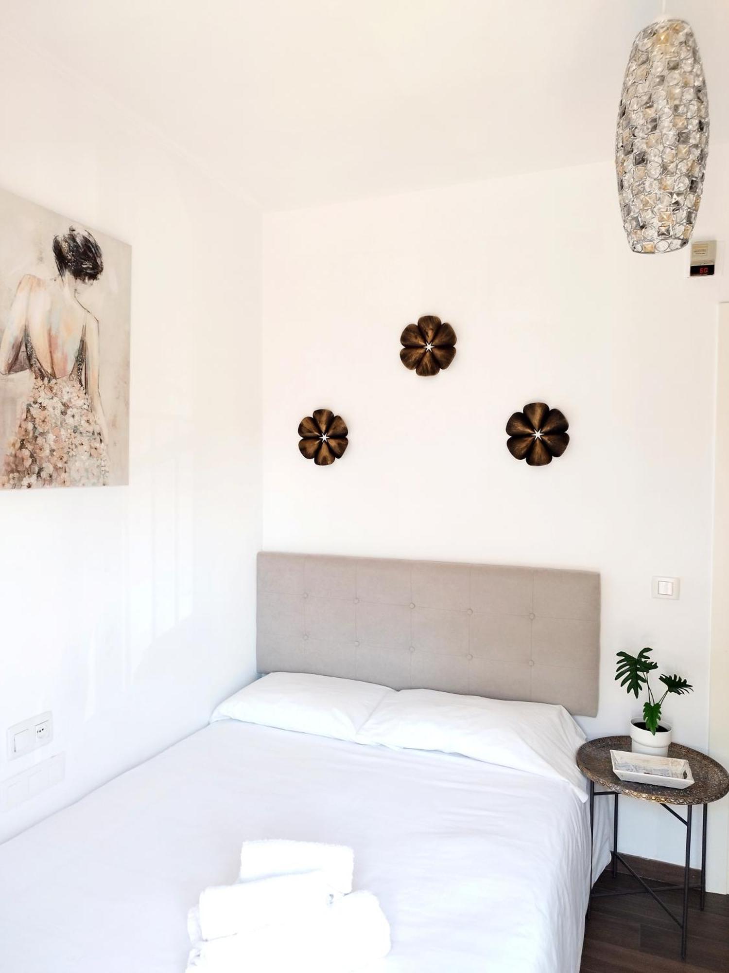 Hostal Casa Blanca Seville Exterior photo